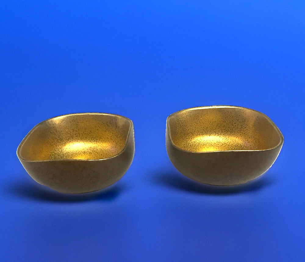 2 Kotobuki Pottery Japan Rounded Square Miso Broth Bowls Gilt w/ Brown Exterior